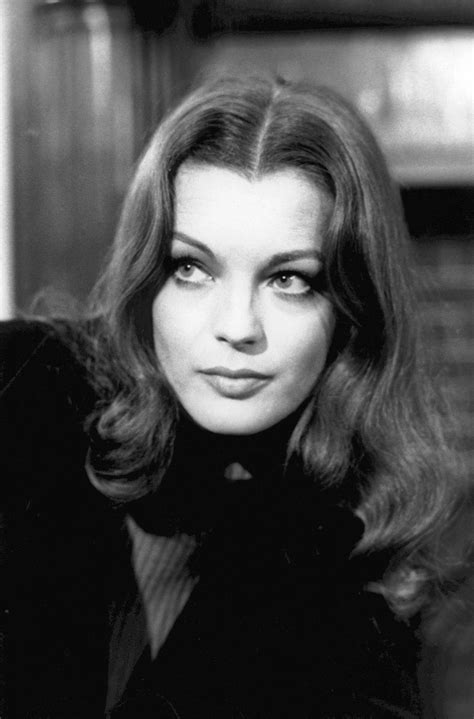 20 clichés vintage rares qui prouvent que Romy Schneider est une icône