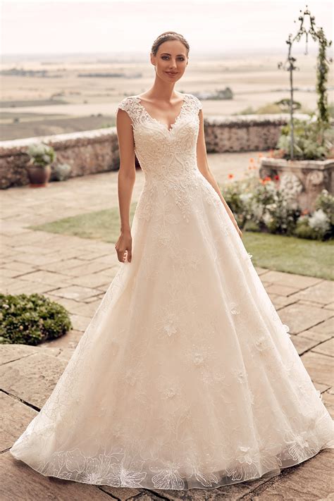 Smart Brides | Wedding Dresses & Bridalwear Portlaoise Ireland