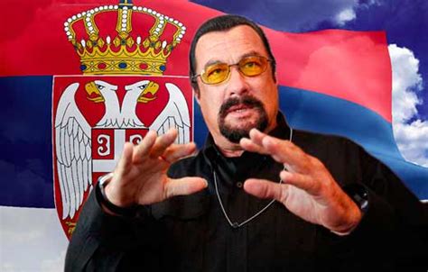 Стивен Сигал стал гражданином Сербии