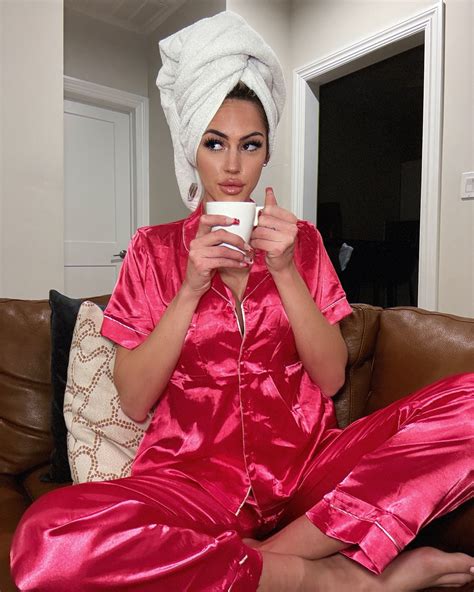 Xena Leigh (@xeeleigh) • Instagram photos and videos