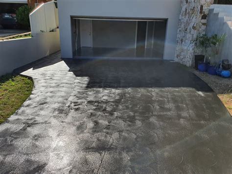 epoxy paint for driveway 1