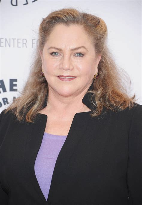 Download Kathleen Turner Awards Night Wallpaper | Wallpapers.com