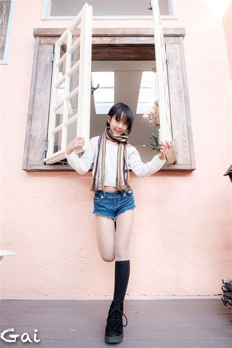 jsold olive gais portrait photo