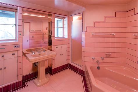 Art Deco Bathrooms — Art Deco Style