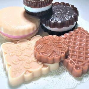 cookies soap set dessert soap food soap fun soap cookie soap creme