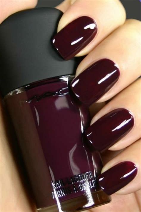 SLFMag - Fall & Winter classic manicure: Maroon & Burgundy...