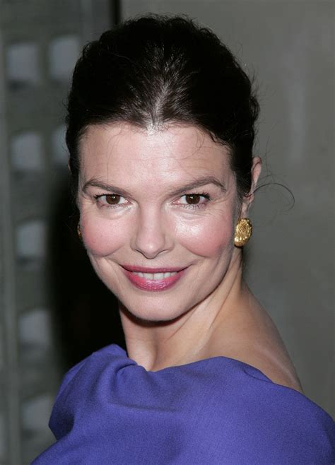 Pictures of Jeanne Tripplehorn