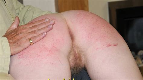THE HAIRY SPANKING PHOTO SHOOT - SPANKING SARAH | Clips4sale