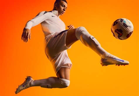 Men's Shoes, Clothing & Accessories. Nike.com