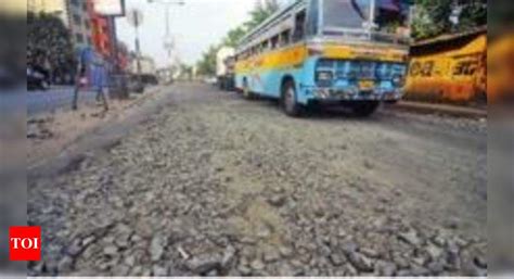 Jessore Road: Five deaths in four days on Jessore Road near airport ...