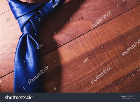 40 Eldredge Knot Images, Stock Photos & Vectors | Shutterstock