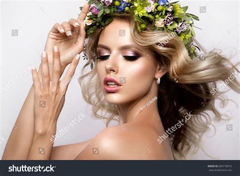 438 Curlyhair Models Stock Photos, Images & Photography | Shutterstock