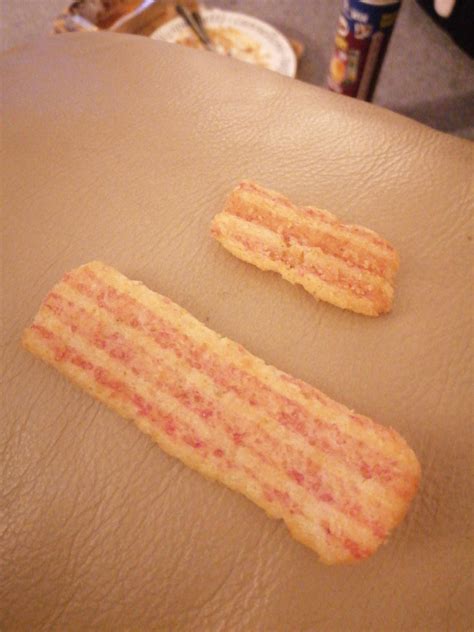 This really long bacon rasher I found : mildlyinteresting