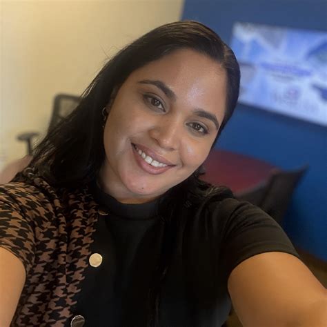 Veronica Flores, Realtor | Goodyear AZ