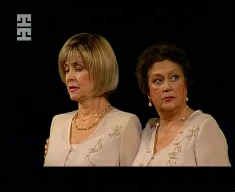 Смотреть "Бабье лето. 2 действие" онлайн. Телеспектакль - eTVnet