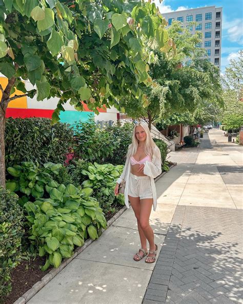 Carlye Dana Fenlason (@carlyefen) • Instagram photos and videos