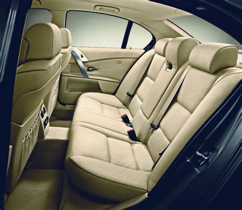 2007 BMW 525i Image. Photo 2 of 6