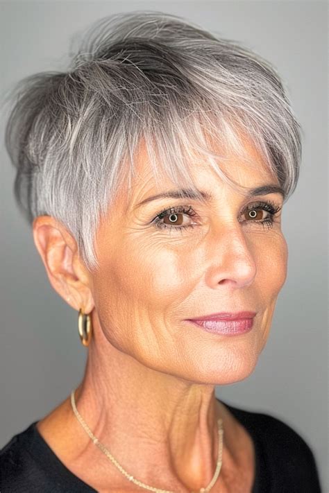 32 elegant hairstyles for women over 60 with fine hair – Artofit