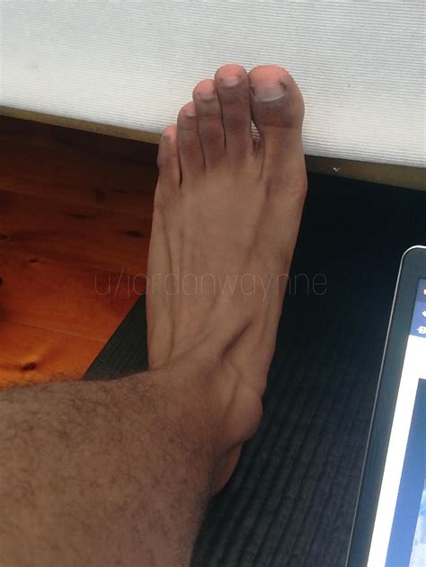 only fags who know how to worship a black master's feet need apply 😤