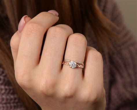 vintage style rose gold wedding rings - Mathilda Levesque