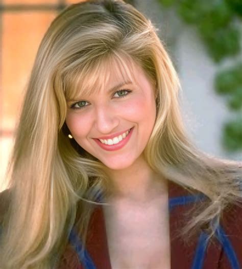 Lisa Matthews (Actress) Height, Weight, Age, Videos, Photos, Biography