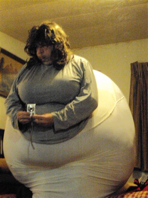 Ssbbw extra thiccc hips. by tracyporker on DeviantArt