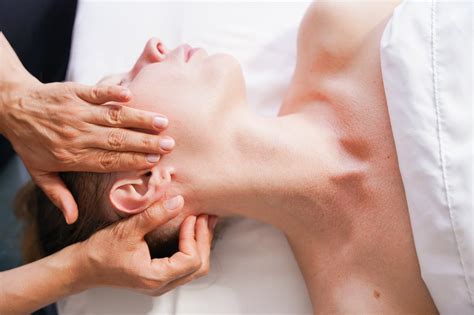 Pulsatile Tinnitus: Causes + treatments without drugs — Golden Care ...
