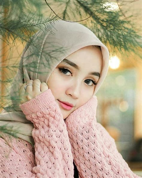 Hijab Girl, aesthetic girl hijab HD phone wallpaper | Pxfuel