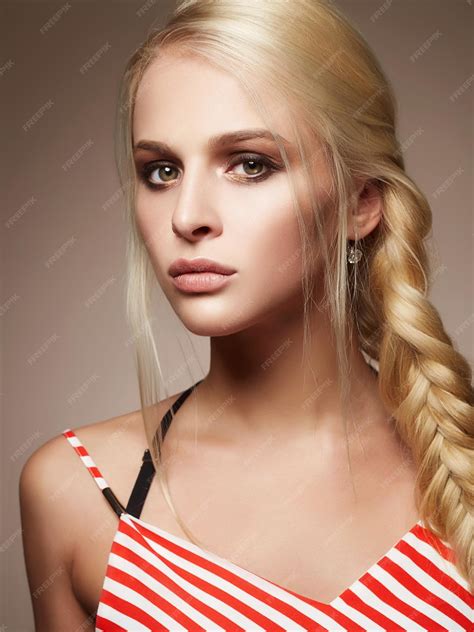 Premium Photo | Beauty fashion portraitblond sexy girl