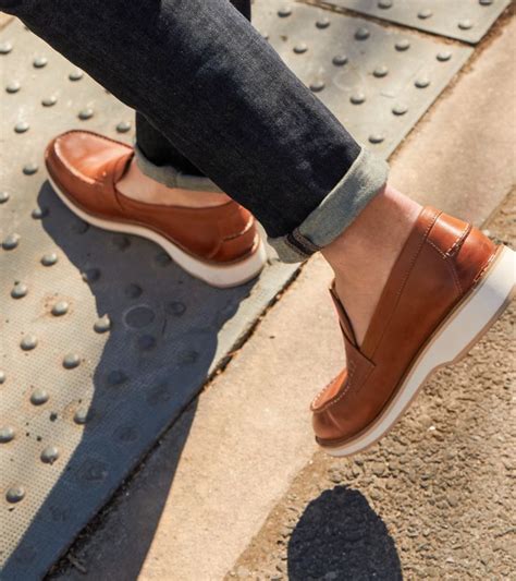 New Comfortable Men's Shoes, Sneakers & More | Comfortable mens shoes ...