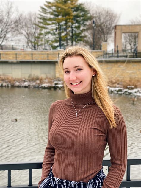 Harriet Hunt — Brooke Owens Fellowship