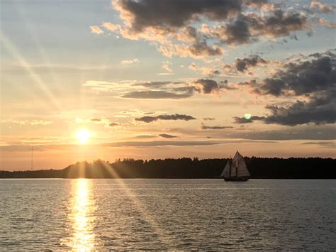 Casco Bay Sunset Cruise: 5 Reasons to Book with Sail Portland Maine