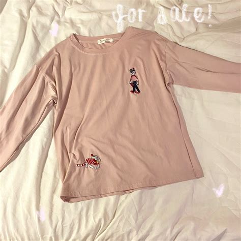 wheres waldo inspired long sleeves shirt  carousell
