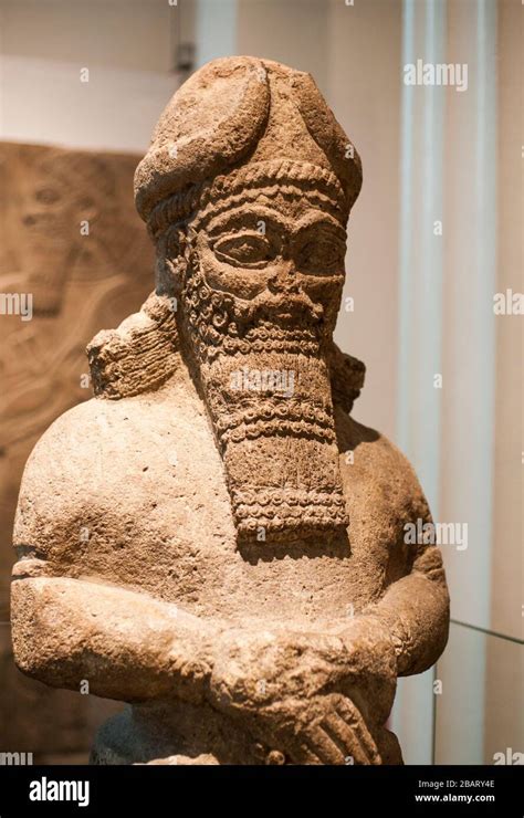 Assyrian god hi-res stock photography and images - Alamy