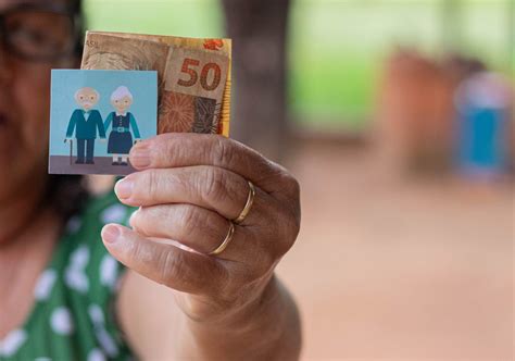 Meu Marido É Aposentado Posso Receber O Bolsa Família