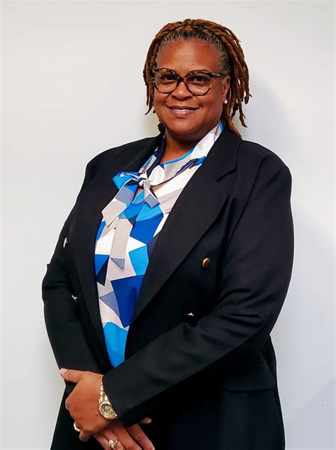 Who were you before the world told you who you had to be? - Voyage