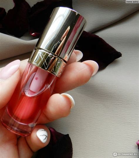 Масло для губ Clarins Lip Comfort Oil - «Шик и блеск плюс уход в ...