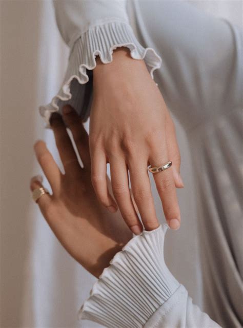 16 Rings That Prove Rose Gold Is Still Trendy | Jewelry photoshoot ...