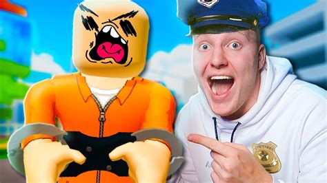 ПОЙМАЛ САМОГО ОПАСНОГО ИГРОКА В ROBLOX - YouTube