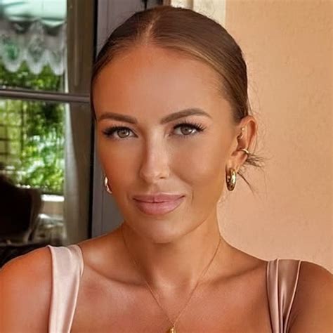 Fake - PHOTOS: Paulina Gretzky Leaves Very Little To The Imagination In