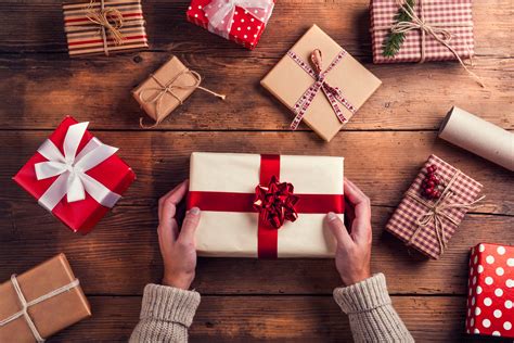 Holiday Gift Guide Ideas: Gift Ideas - Holiday - Mylistoflists.com