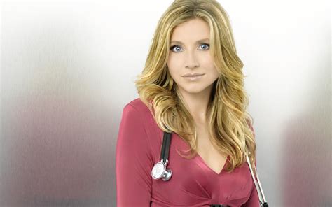 Sarah Chalke HD Wallpapers
