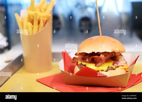 fast food, unhealthy, burger, fastfood, unhealthies, burgers Stock ...