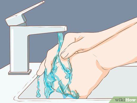 how do you get your tongue to stop bleeding