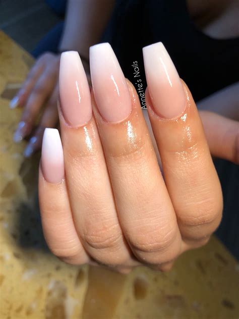 white pink nail art 2