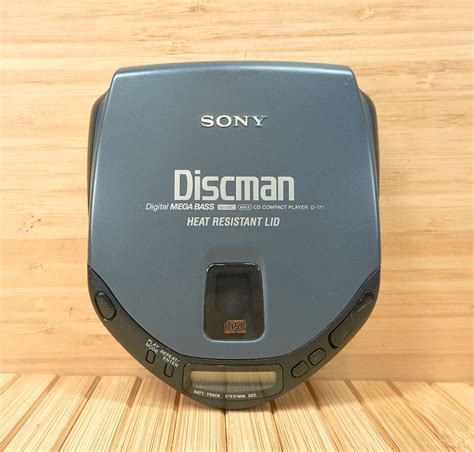 vintage sony discman   cd compact player megabass etsy