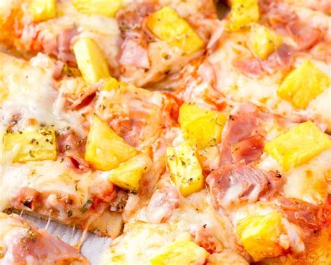 Pineapple on your pizza, sure. Anchovies, no. — Italianità