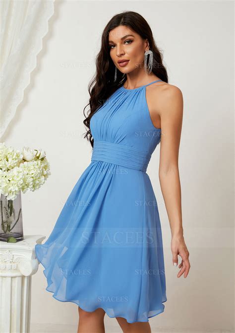 A-line Halter Sleeveless Knee-Length Chiffon Bridesmaid Dress With
