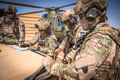 Gallery: Estonian Special Operations Forces platoon in Mali | News | ERR