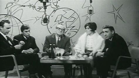 Таинственная стена - 1967: актеры, рейтинг и отзывы на канале Дом кино